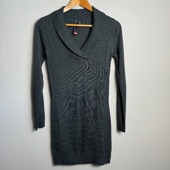 Le Temps des‎ Cerises Long Sleeve Cowl V-Neck Sweater Dress Greenish-Gray Small - Picture 1 of 15